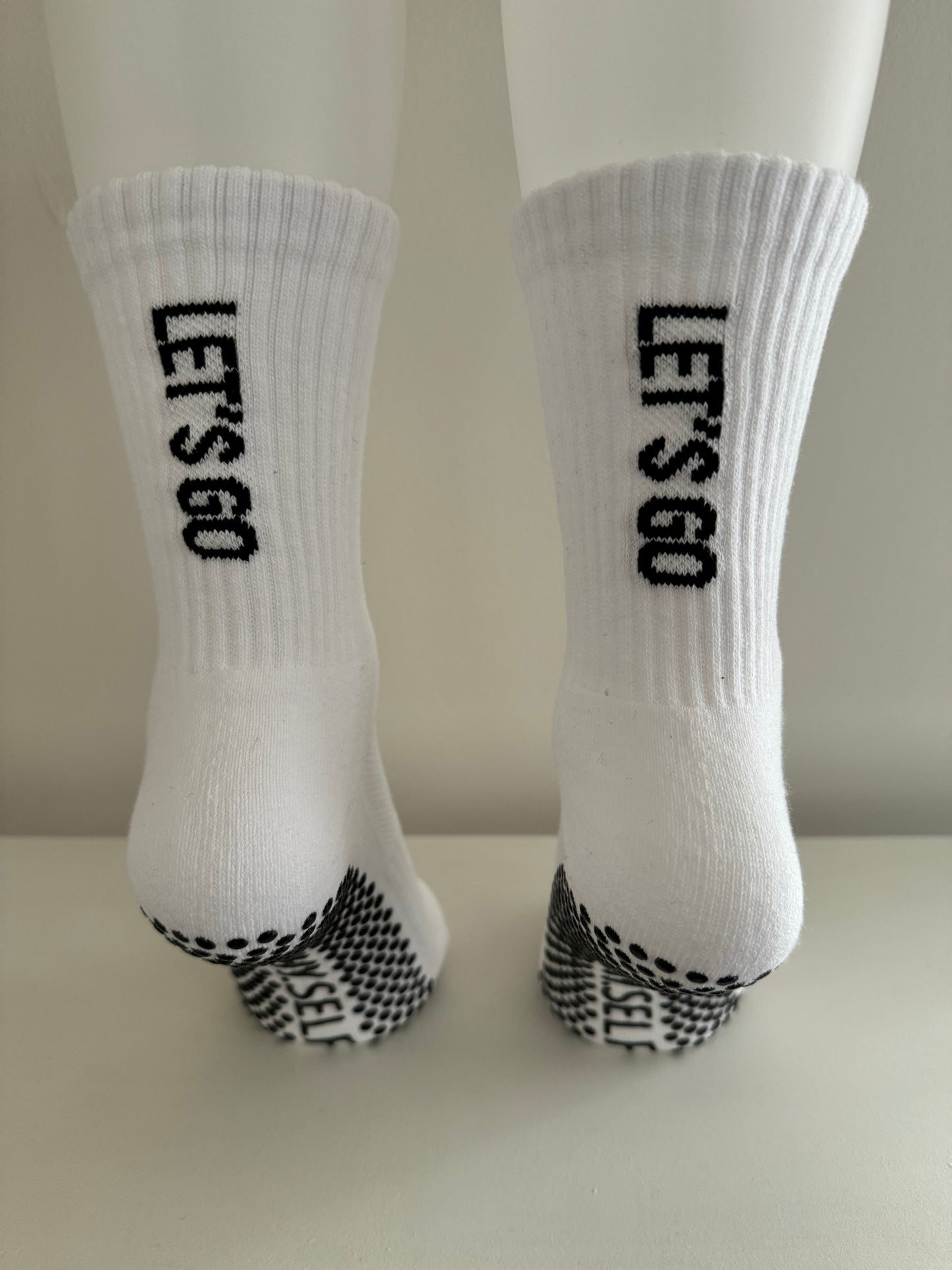 Anti slip grip crew socks white