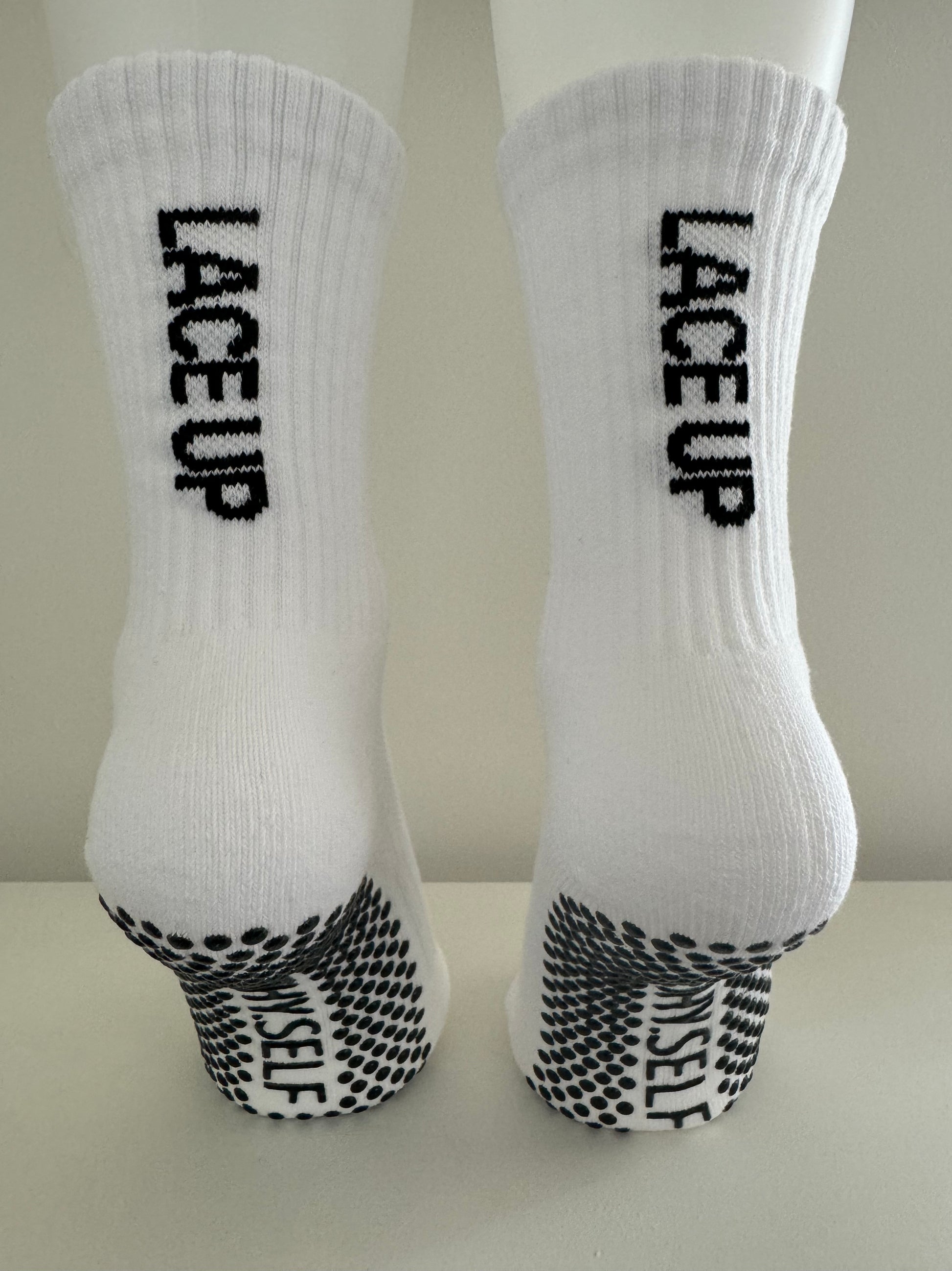 Anti slip grip crew socks white 